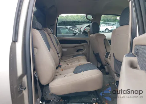 2003 Chevrolet Avalanche 1500 из США, поврежденный, VIN 3GNEC13T43G287438